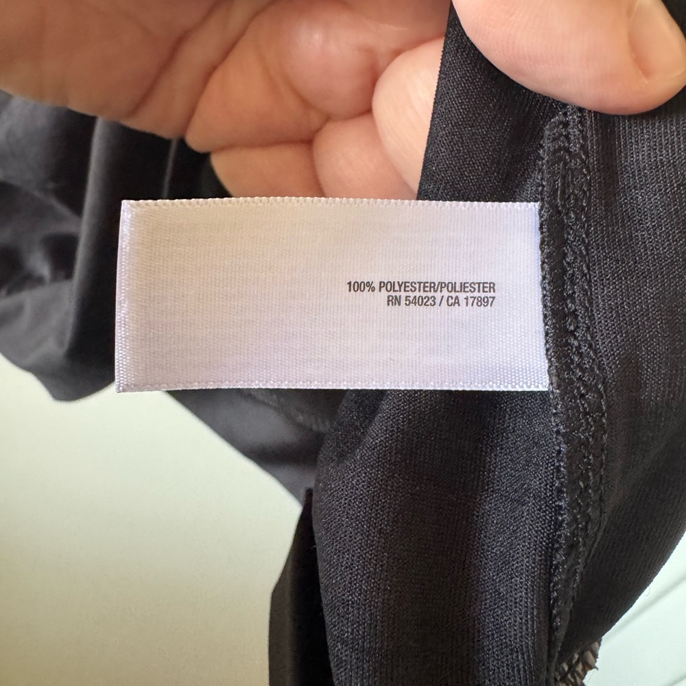 Like New Old Navy Active Tank - Picture 7 of 11